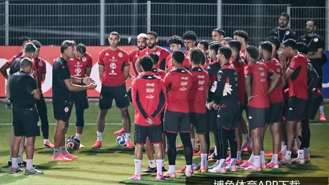 拜仁狂欢之夜凯恩帽子戏法，中圈吊射助球队8-0达姆施塔特大胜全纪录